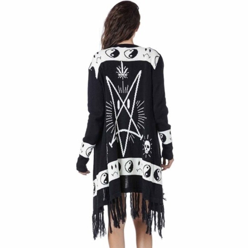 🖤🖤🖤ISO UNIF PONCHOS🖤🖤🖤 - Picture 2 of 2